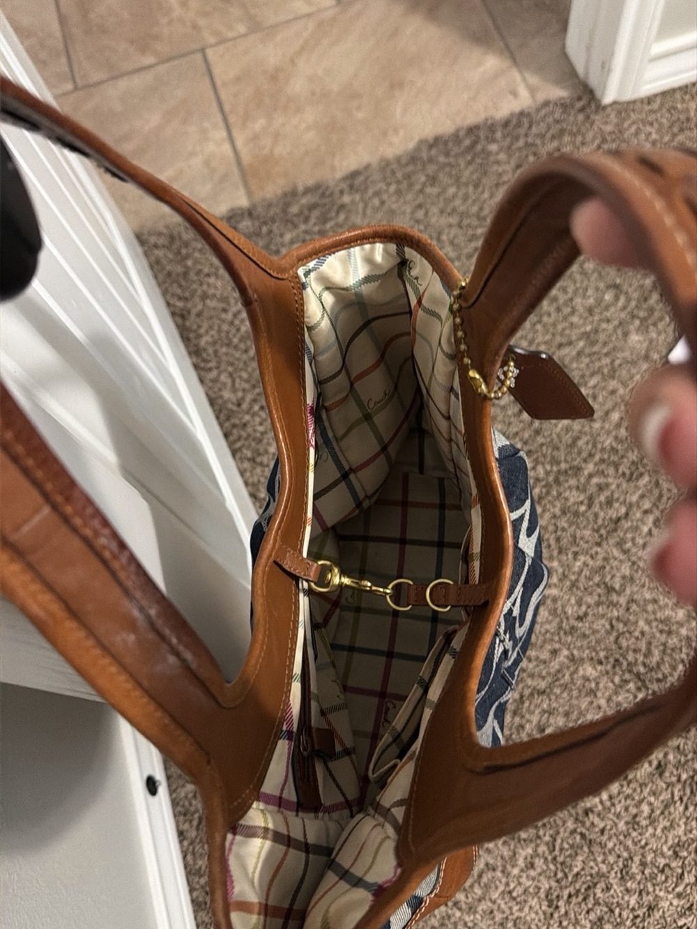 Coach Ergo Bag - Picture 2 of 2